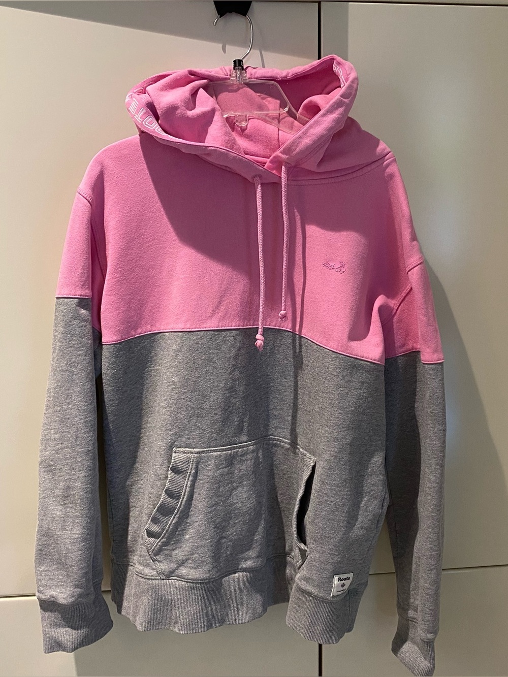 Roots Pink and Gray Hoodie Sweatshirt with Logo Patch size small